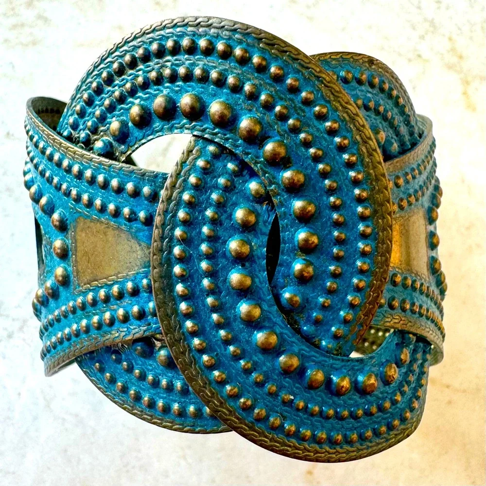 Cuff Bracelet bundle - Picture 4 of 16